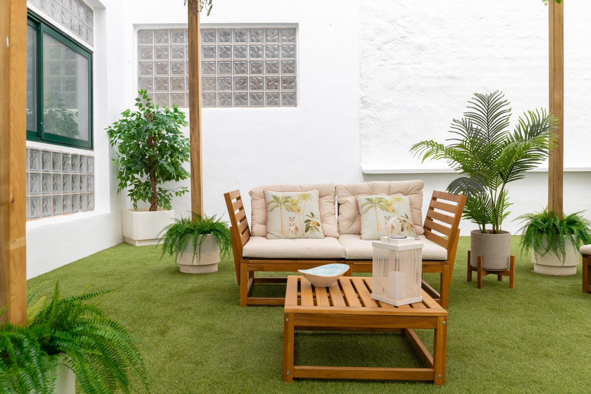 C30 Deluxe Studio With Terrace Into Cathedral Square Daire Málaga Dış mekan fotoğraf